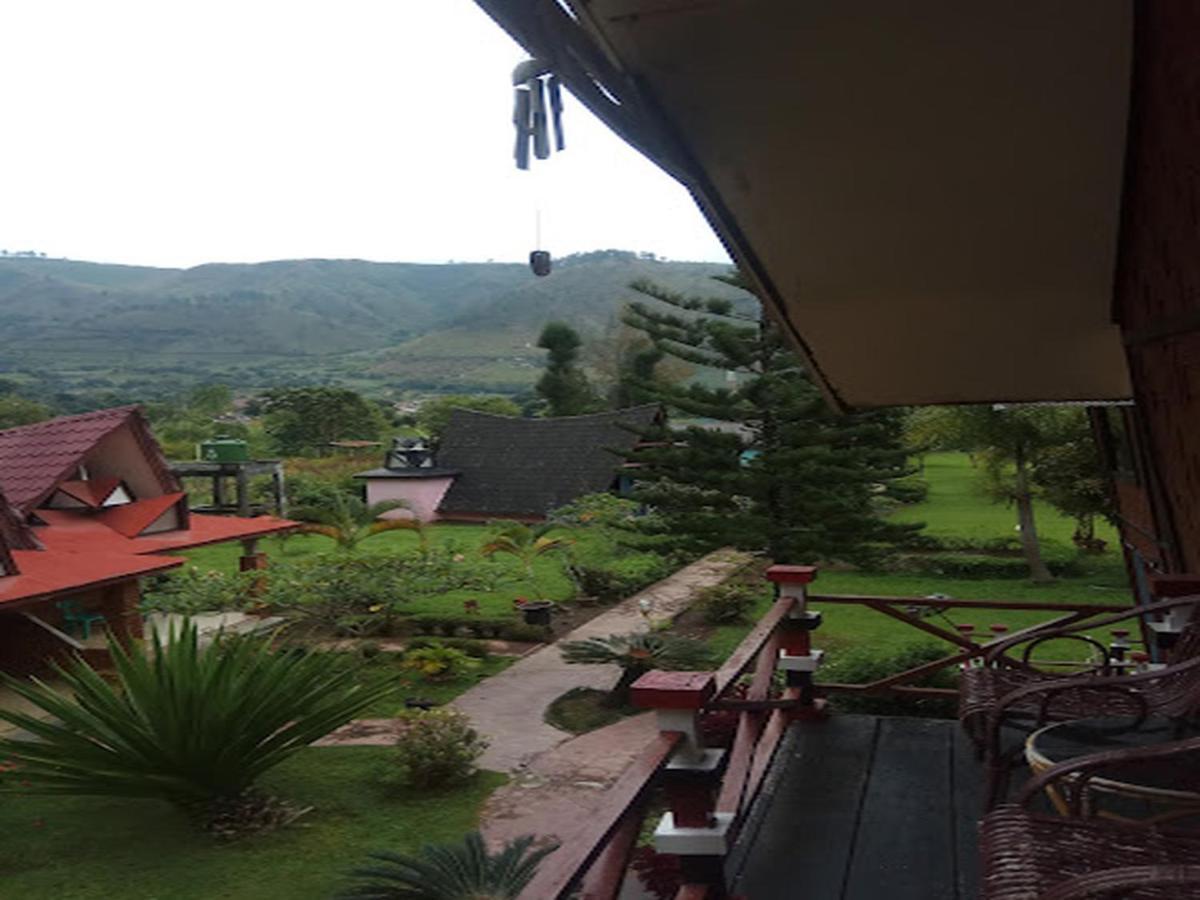 Roman Sinasi Hotel Tongging Exterior foto