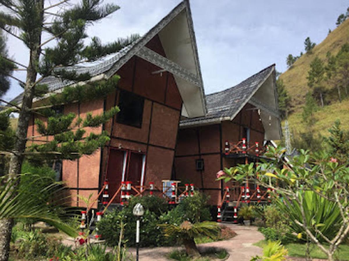 Roman Sinasi Hotel Tongging Exterior foto