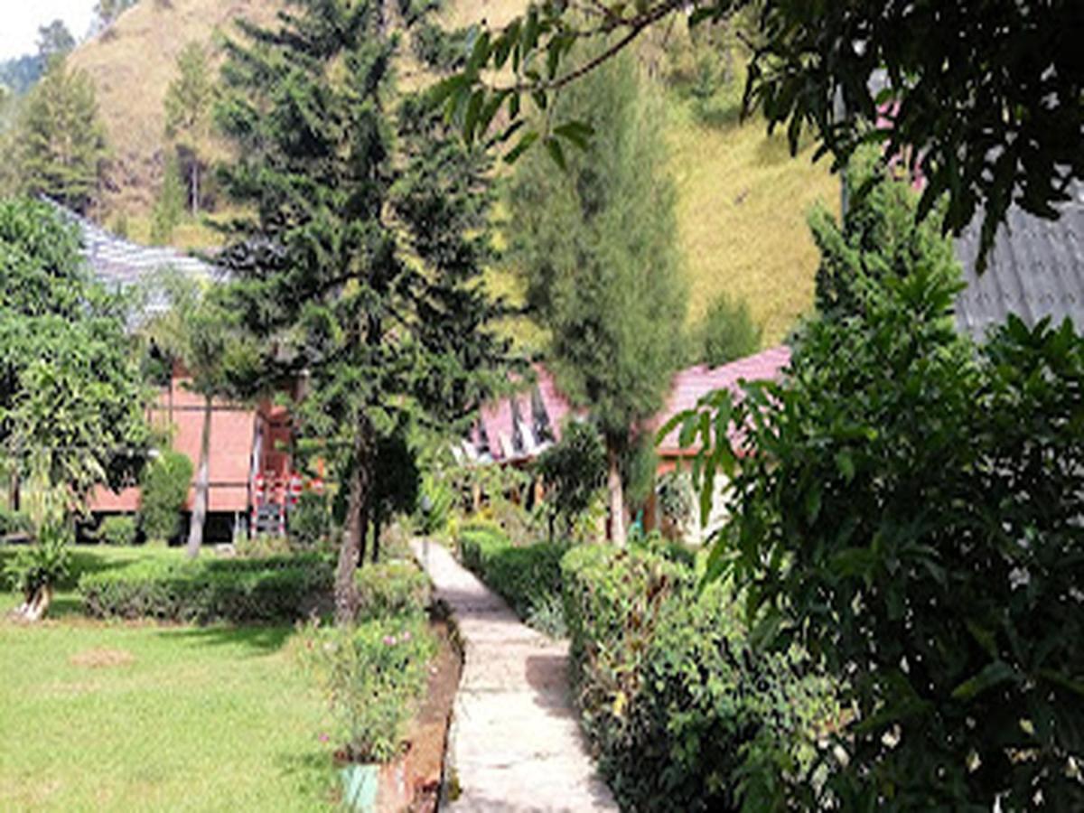 Roman Sinasi Hotel Tongging Exterior foto